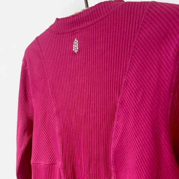 FREE PEOPLE FP Movement Laura Hot Pink Long Sleeve Active Top Medium NWOT - Picture 7 of 8